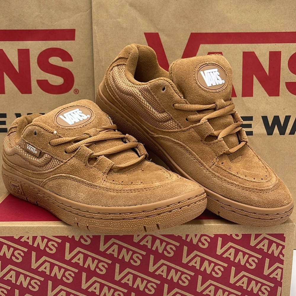 Vans WMNS Speed Ls Chipmunk Mono
VN000CTNGWT Sneakers - Picture 5 of 16